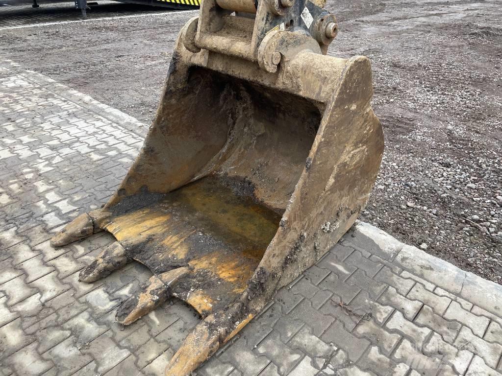 CAT 323 ELN Pelle sur chenilles