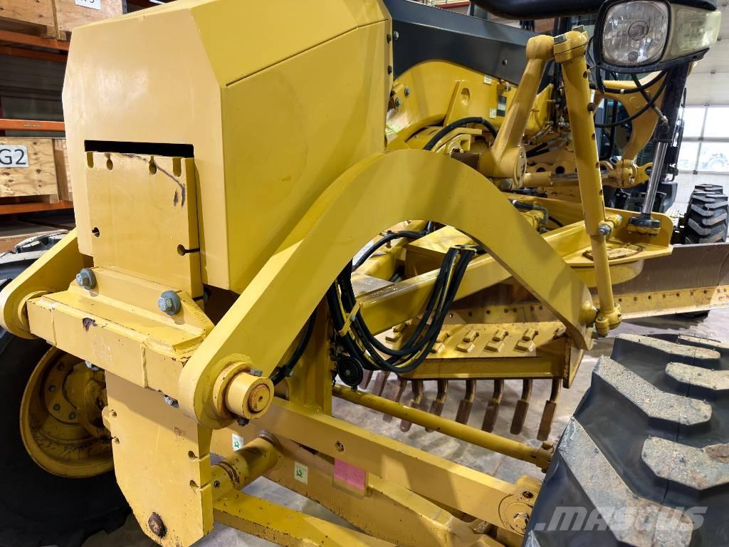 CAT 140H / 140M Scarificateur