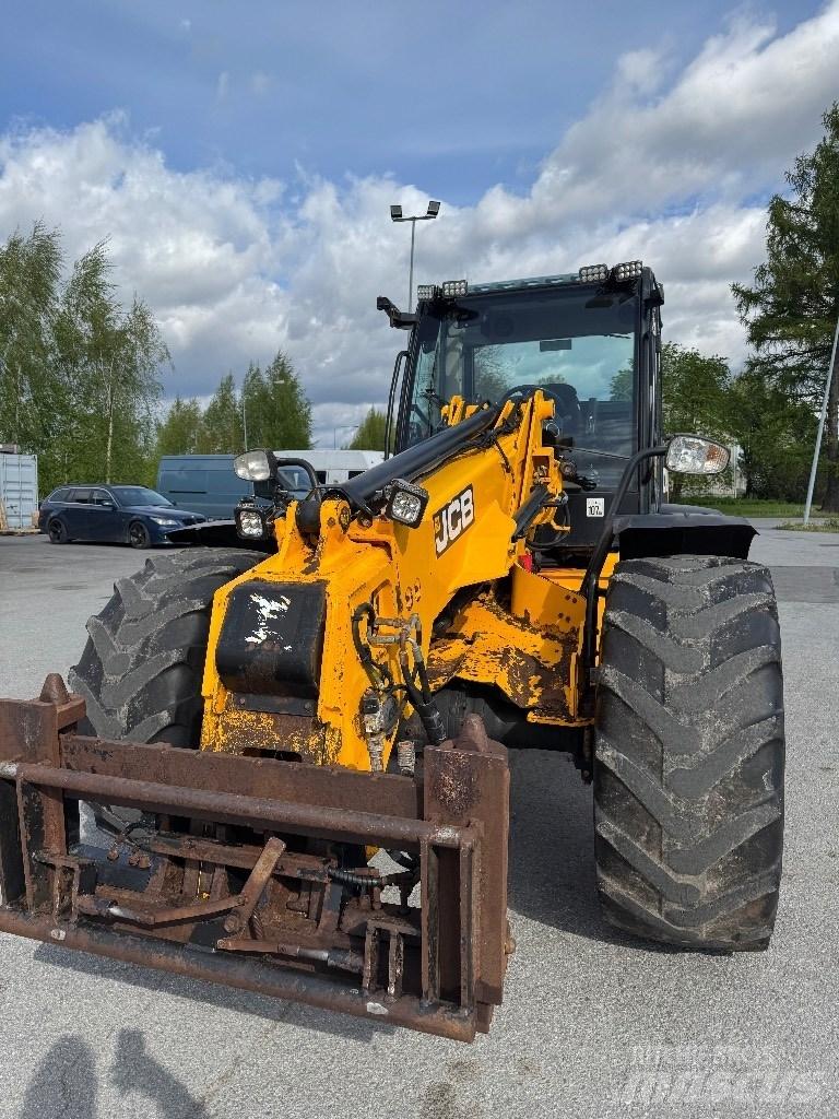 JCB TM 320 S Chargeuse sur pneus