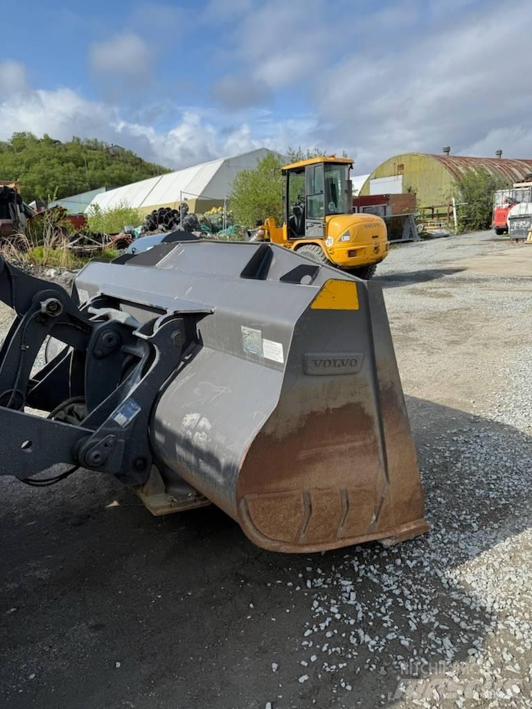 Volvo L 70 H Chargeuse sur pneus