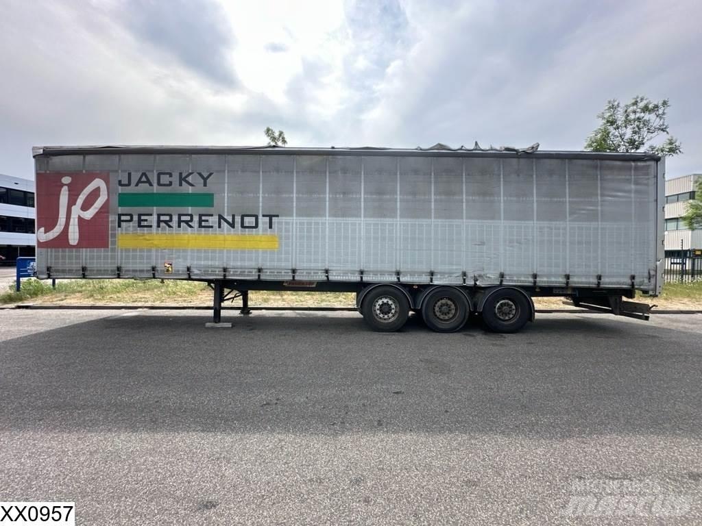 Fruehauf Tautliner Semi remorque à rideaux coulissants (PLSC)