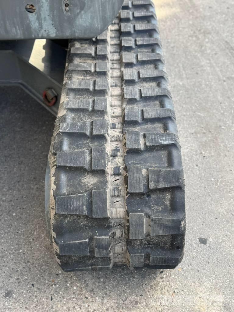 Neuson 75 Z 3 Mini pelle 7t-12t