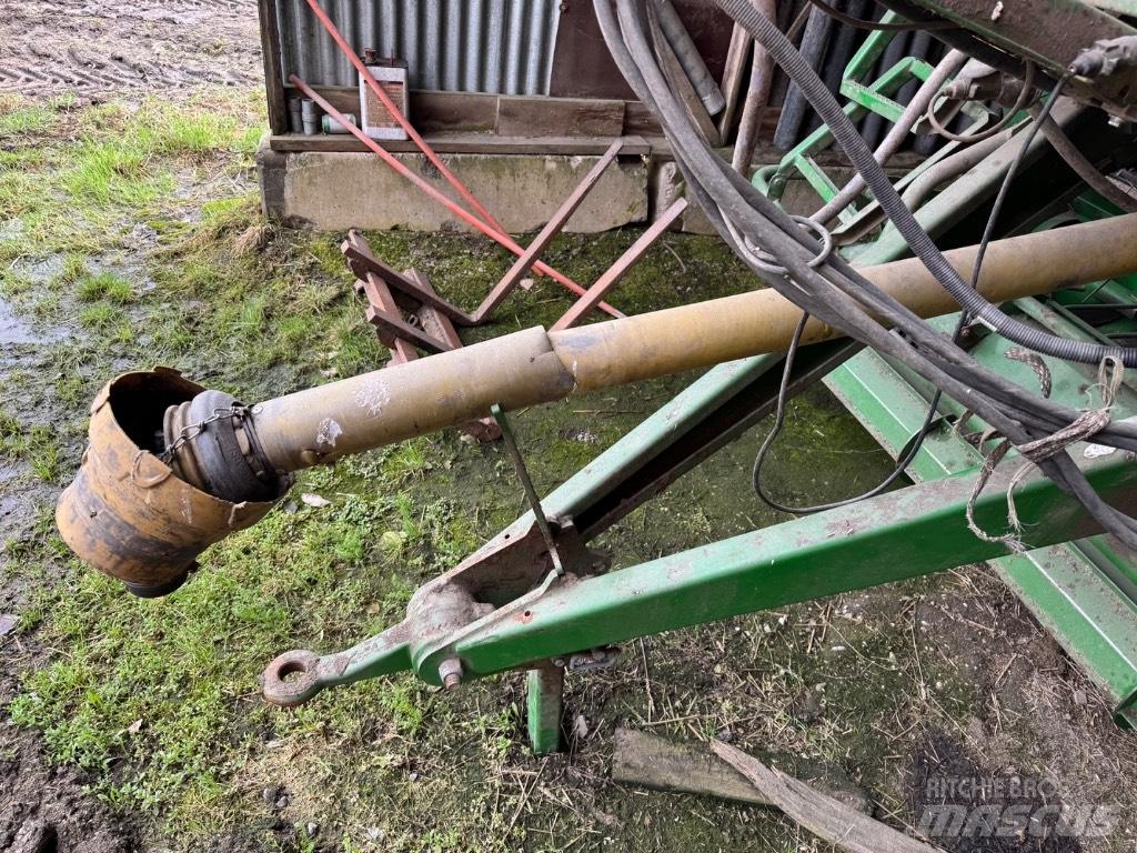 McHale V 660 Presse à balle ronde