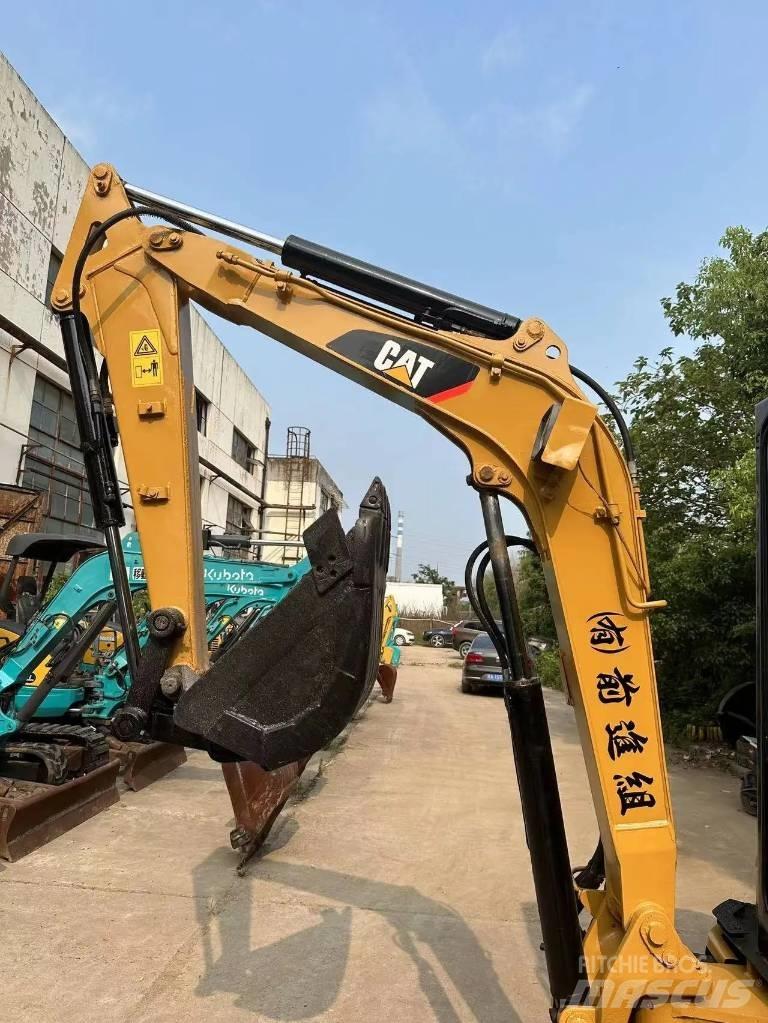 CAT 303CR Pelle sur chenilles