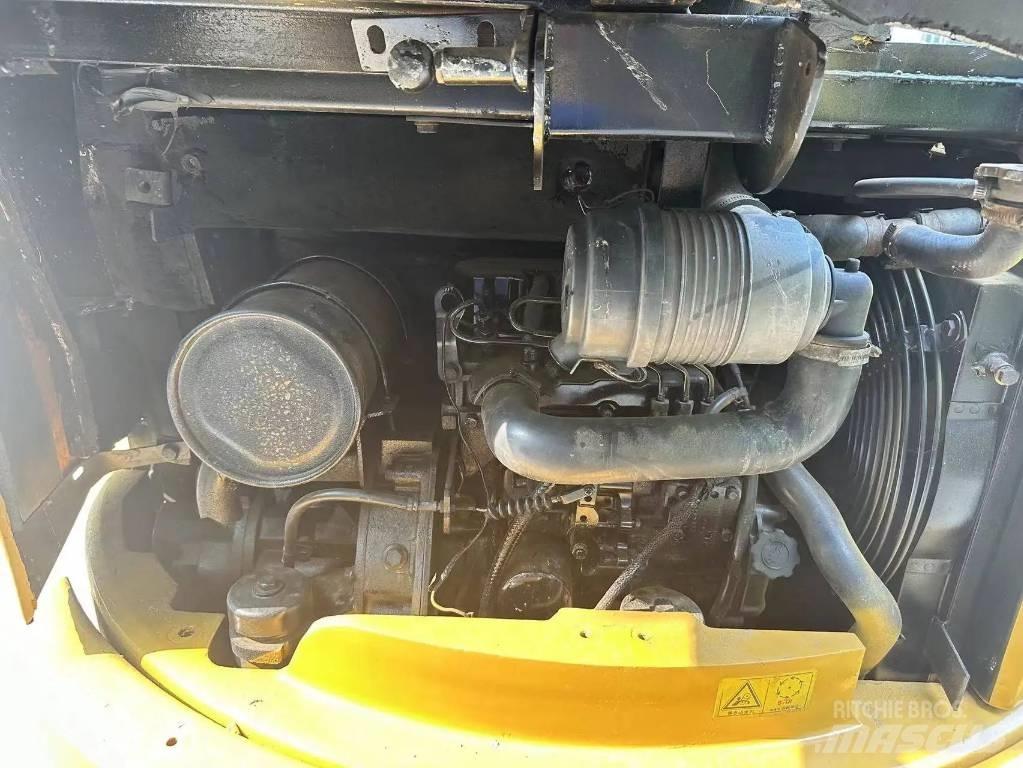 CAT 303CR Pelle sur chenilles