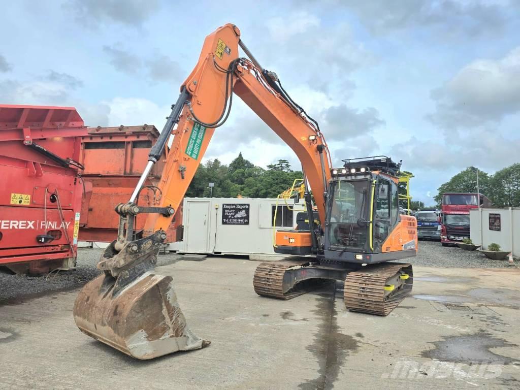 Doosan DX 140 LC Pelle sur chenilles