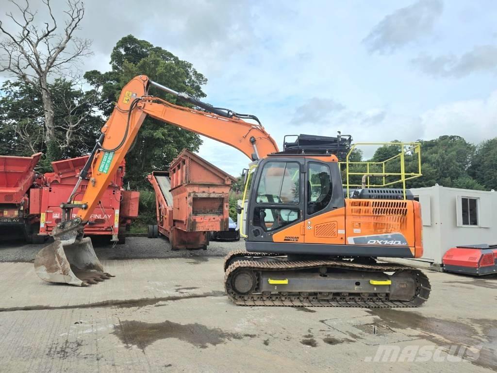 Doosan DX 140 LC Pelle sur chenilles