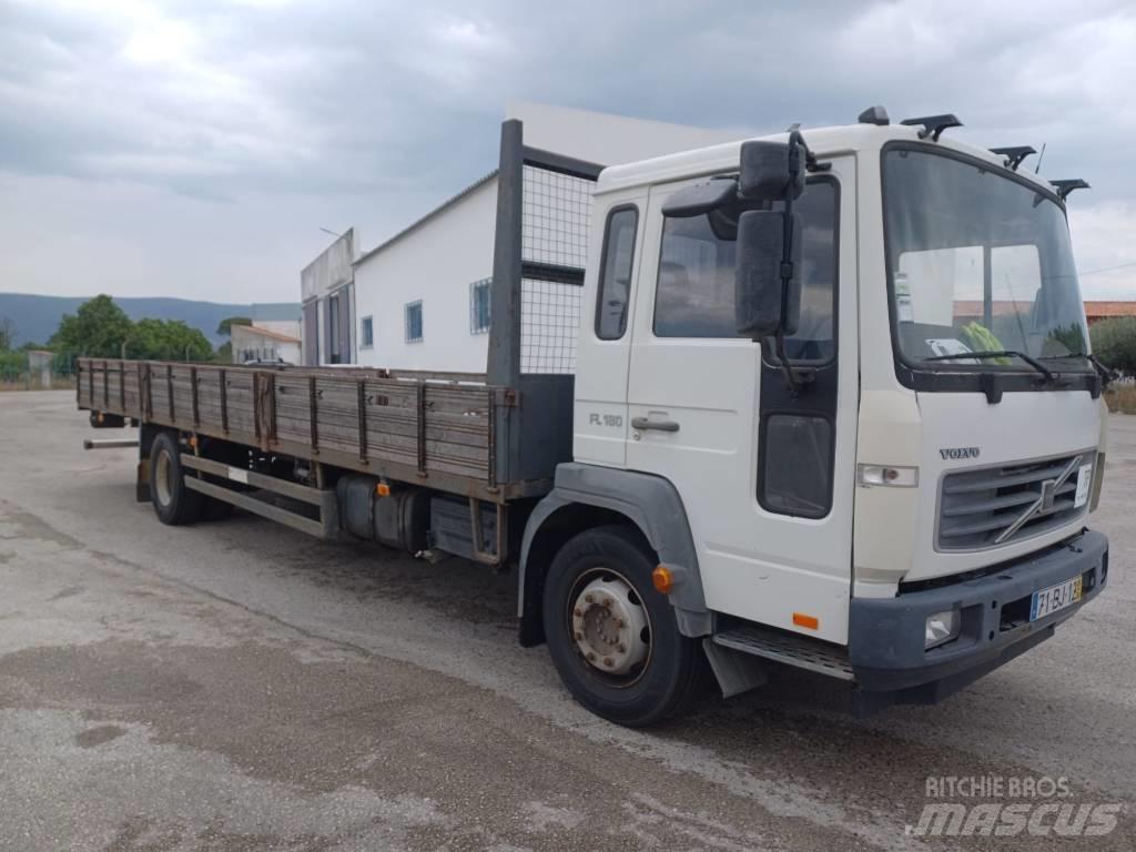 Volvo FL6 180 Camion plateau