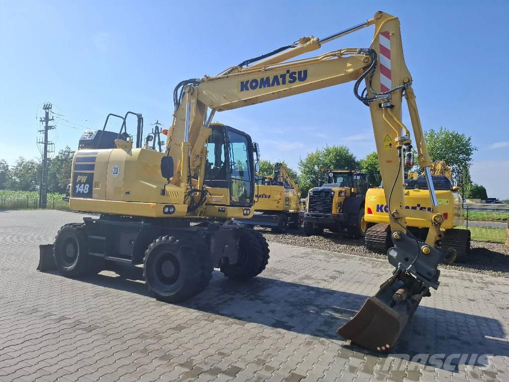 Komatsu PW 148-11 Pelle sur pneus