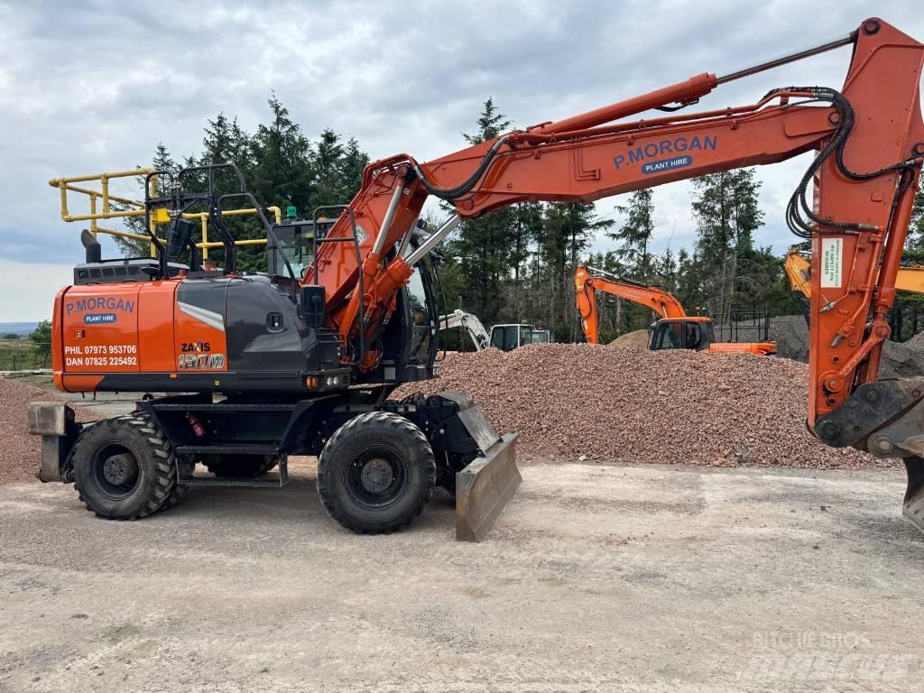 Hitachi ZW 180 Pelle sur pneus