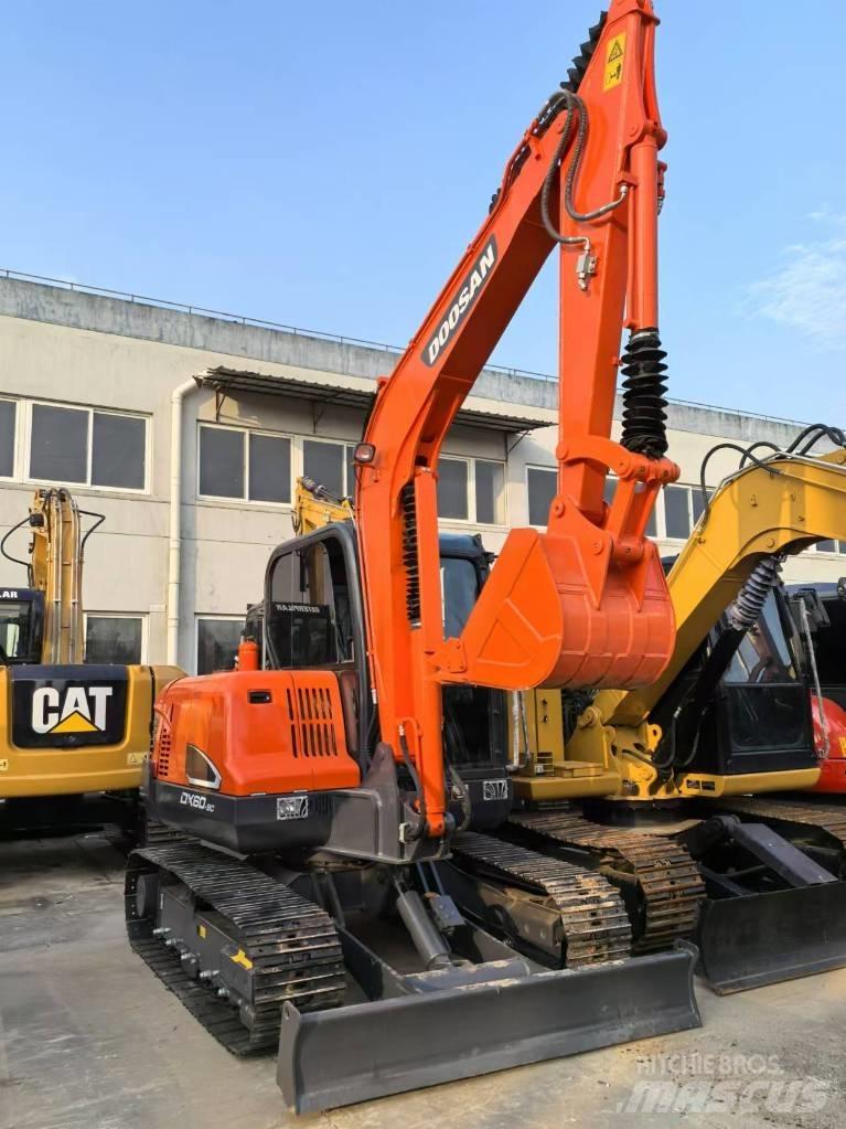 Doosan DX60-9C Mini pelle < 7t