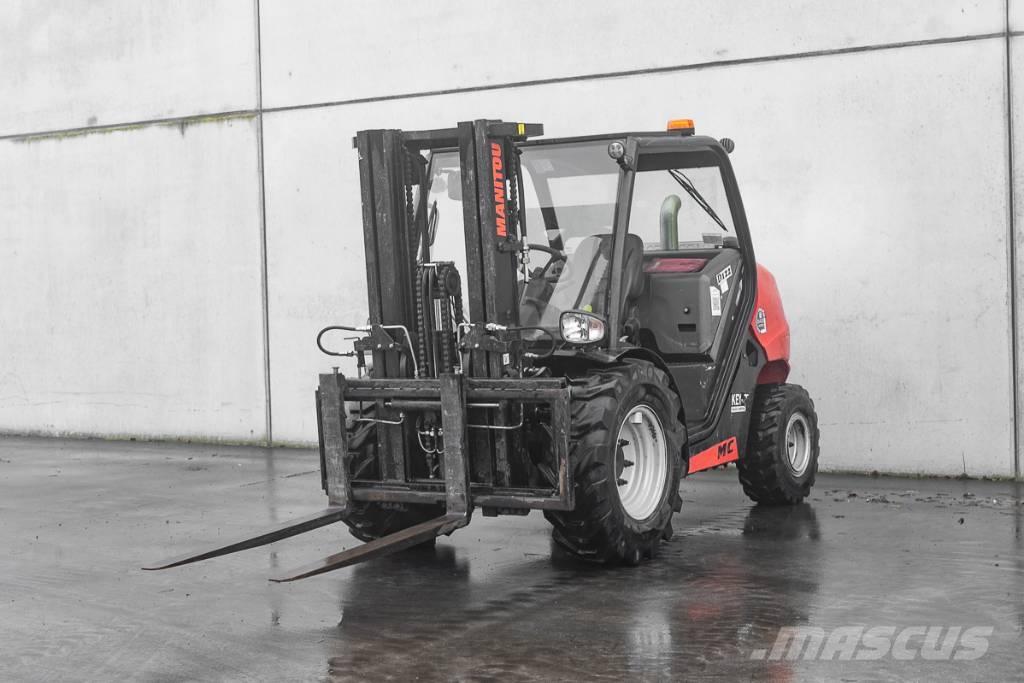 Manitou MC 30-4 D Chariots diesel