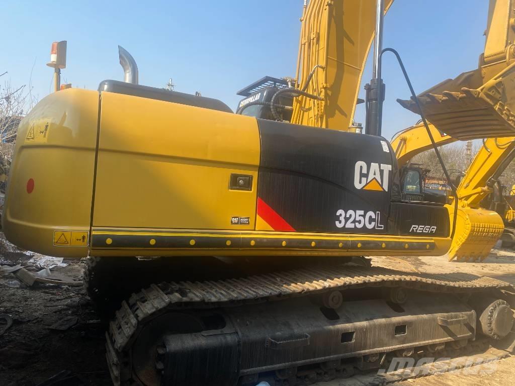 CAT 325 CL Pelle sur chenilles