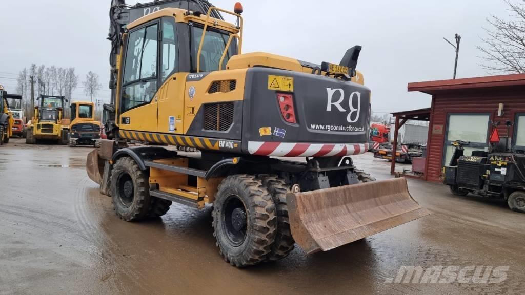Volvo EW 140 D Pelle sur pneus