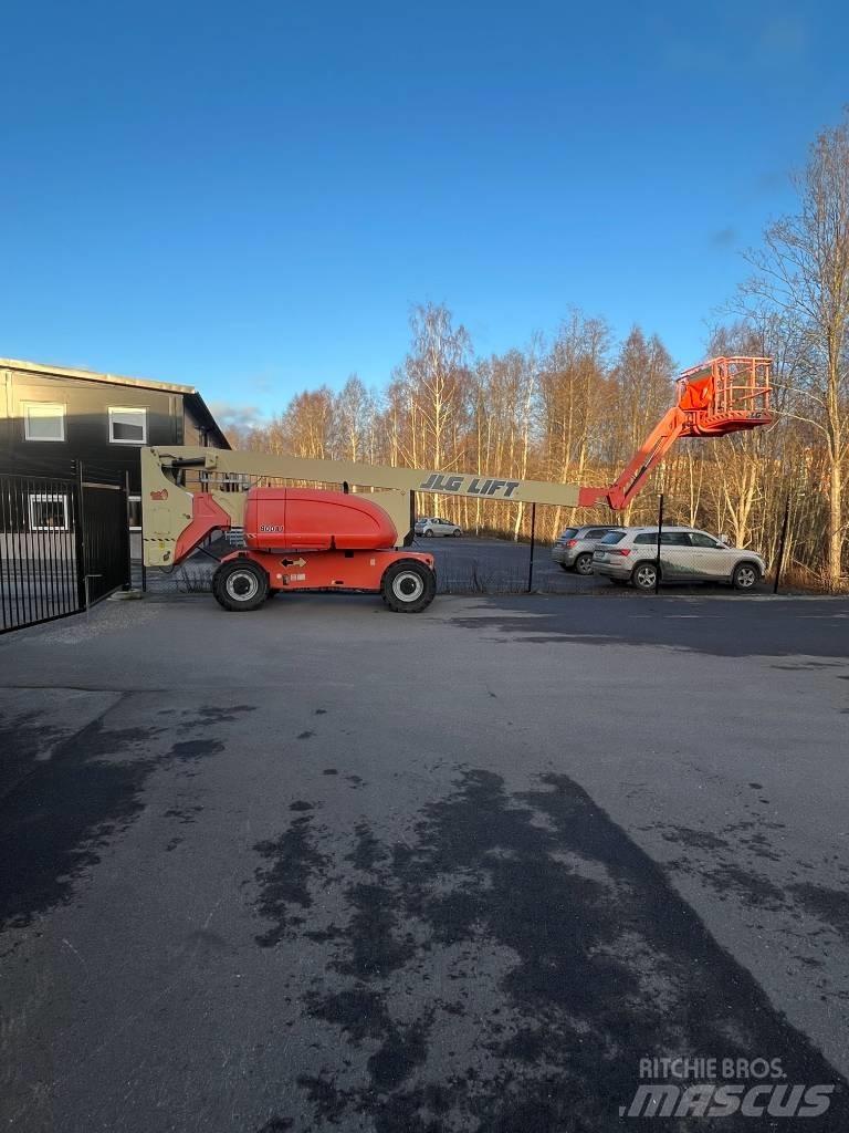 JLG 800 AJ Nacelles articulées