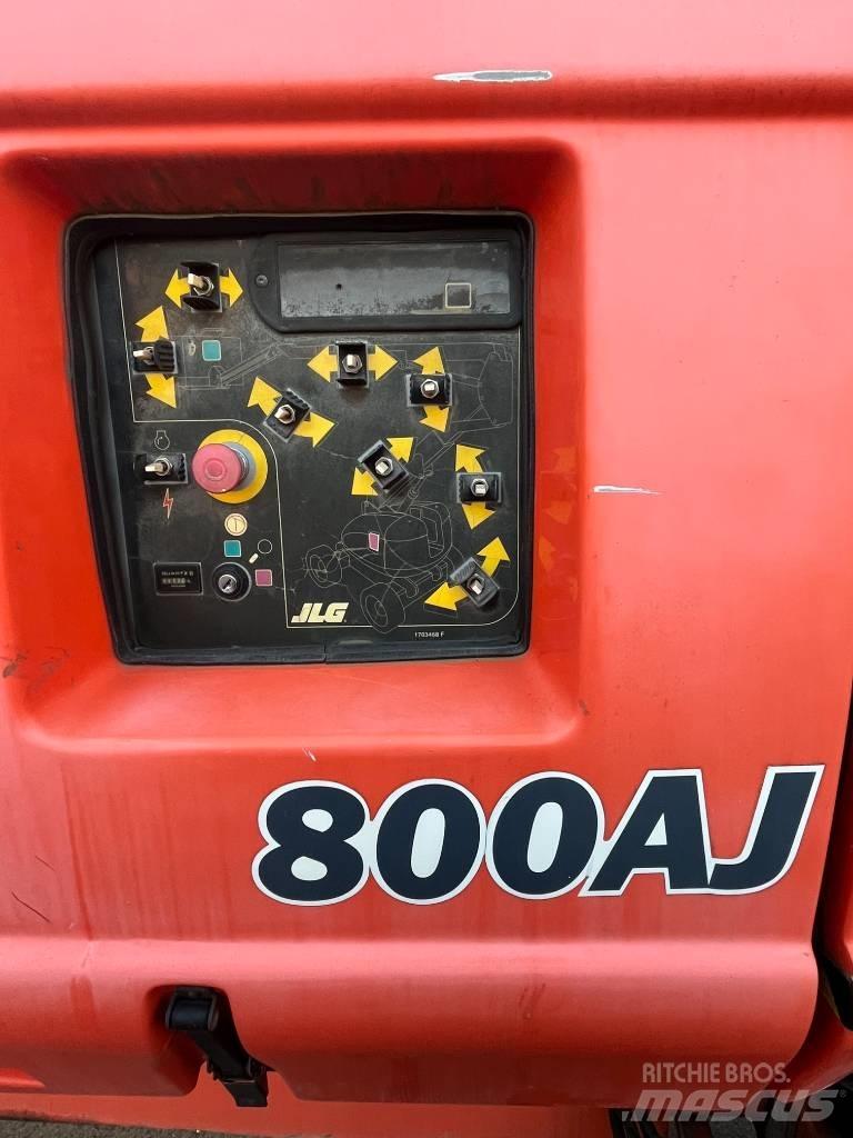 JLG 800 AJ Nacelles articulées