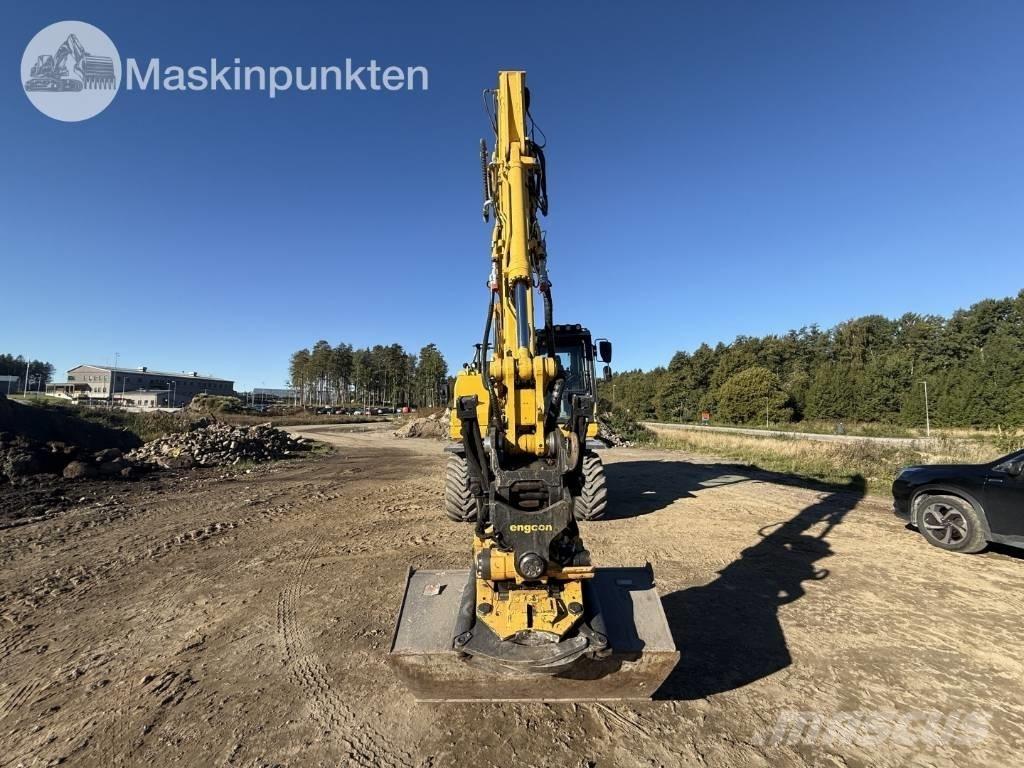 Komatsu PW 160 Pelle sur pneus