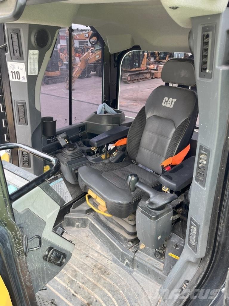 CAT D 5 LGP Bouteurs sur chenilles