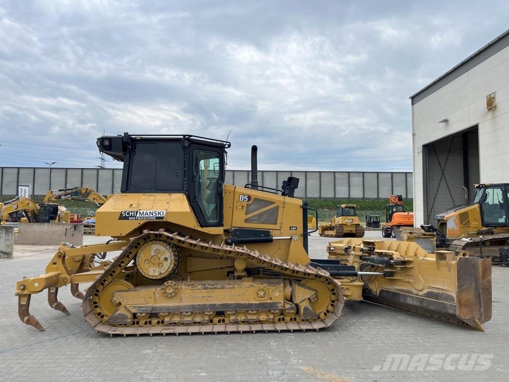 CAT D 5 LGP Bouteurs sur chenilles