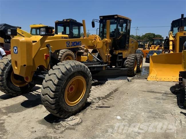XCMG GR 180 Niveleuse