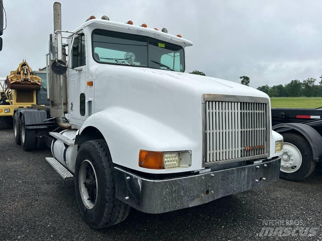International 9400 Camion poubelle
