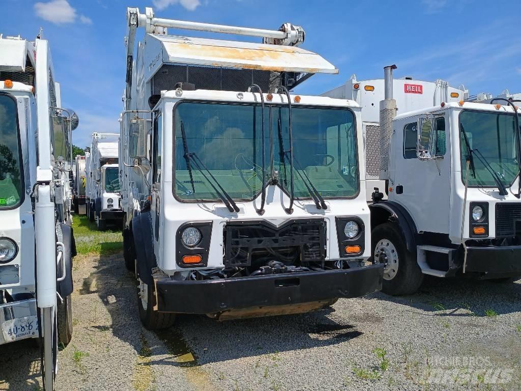 Mack MRU 613 Camion poubelle