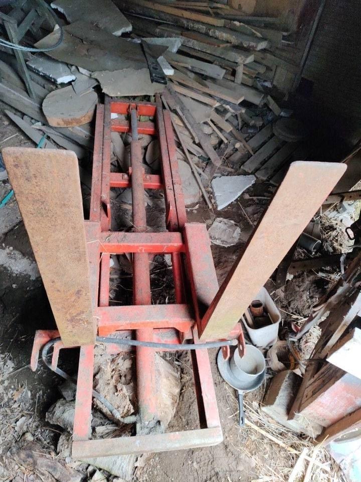 Huhki Lavanostin Autres équipements de chargement et de levage