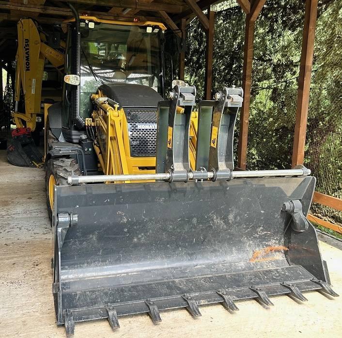 Komatsu WB 93 R 8E0 Tractopelle