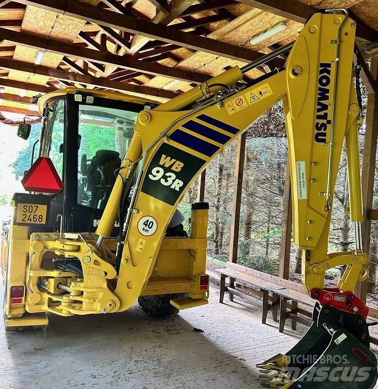 Komatsu WB 93 R 8E0 Tractopelle