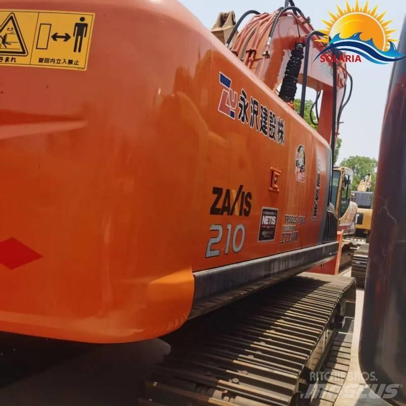 Hitachi ZX 210 Pelle sur chenilles