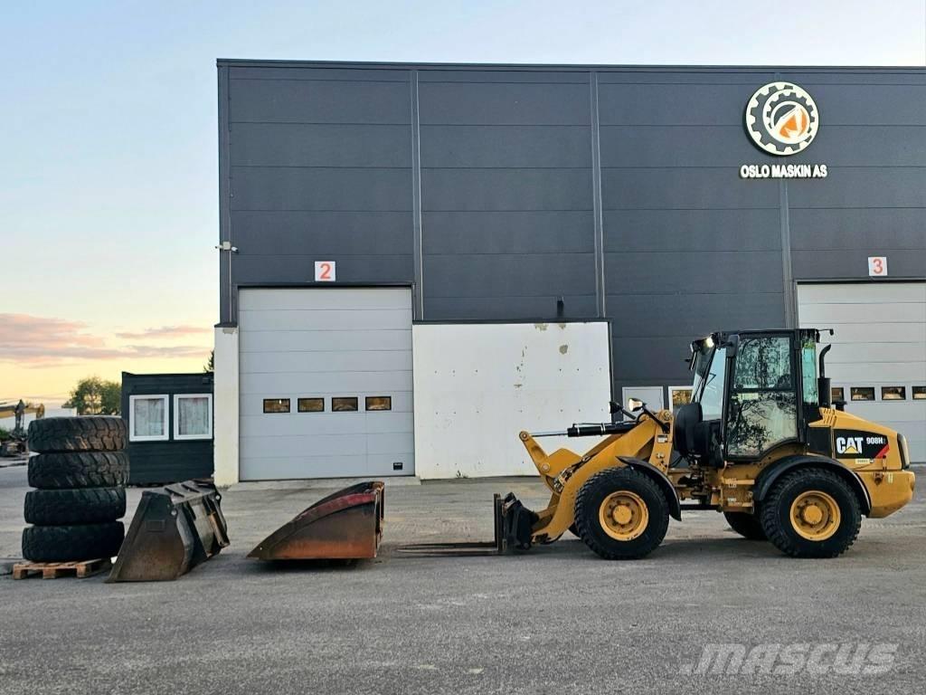 CAT 908 H 2 Chargeuse sur pneus