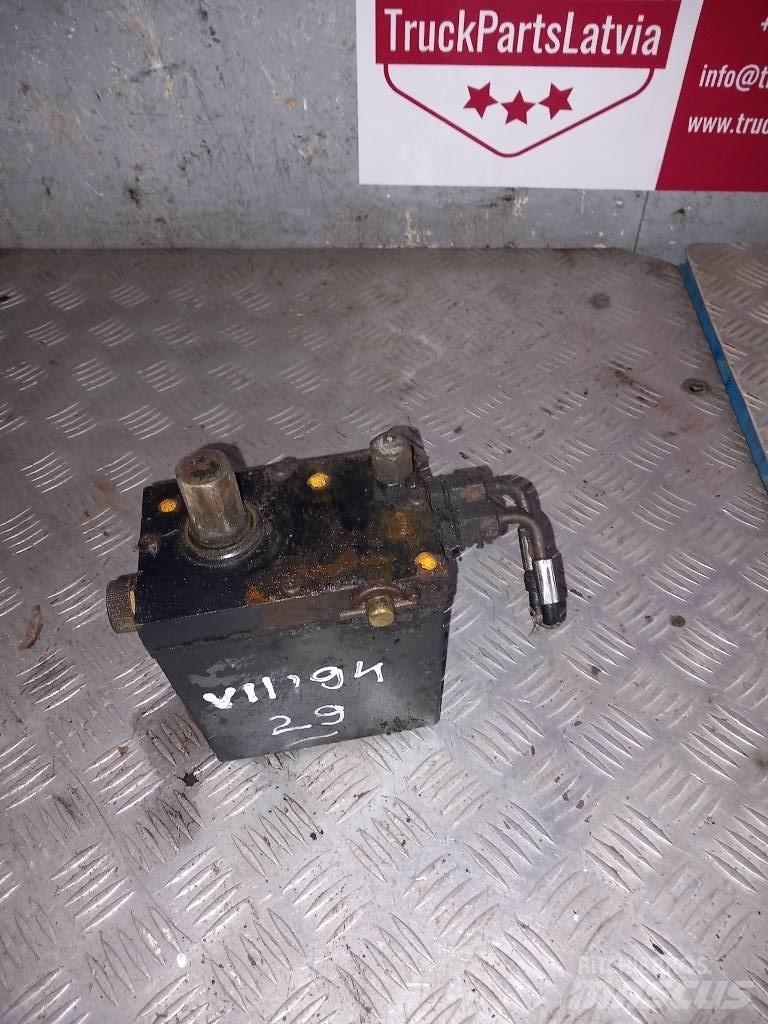 Volvo FH 12  25379038 Hydraulique