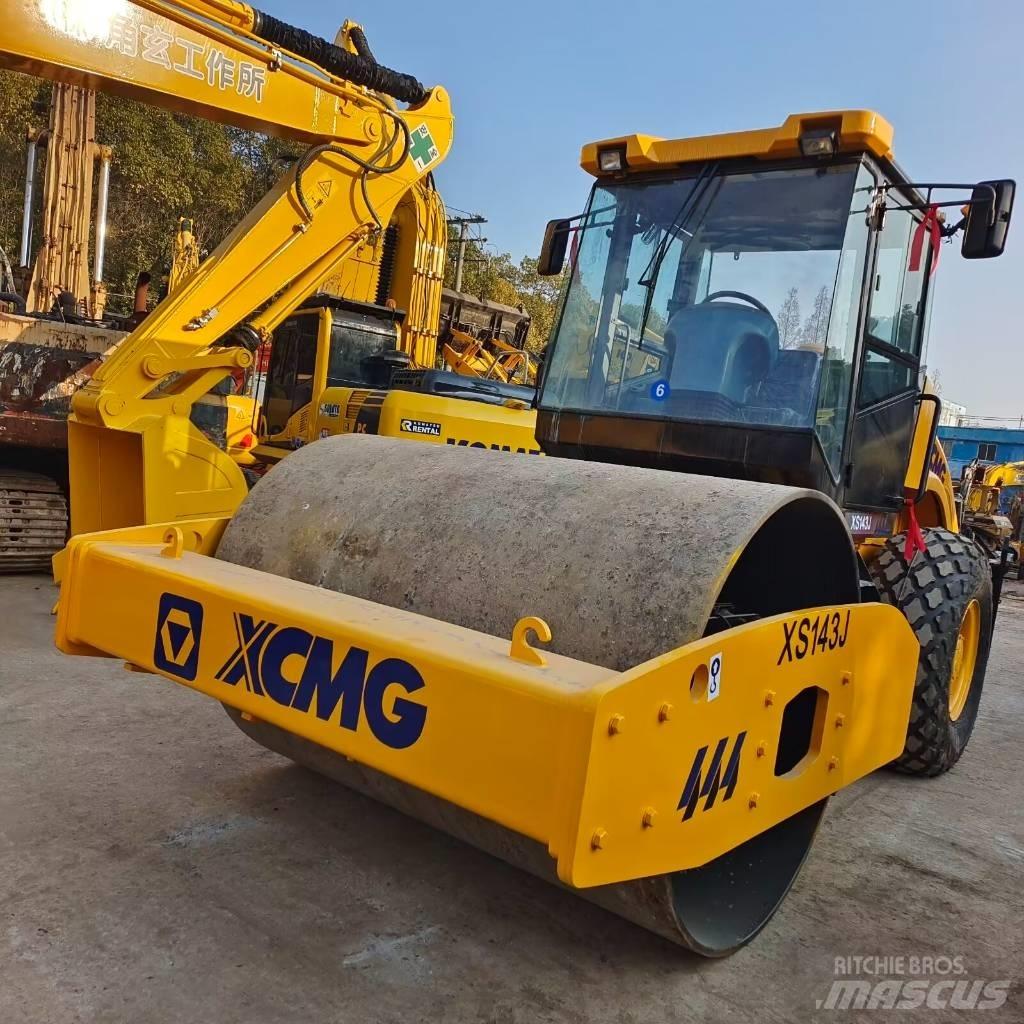 XCMG XS 143J Rouleaux monocylindre