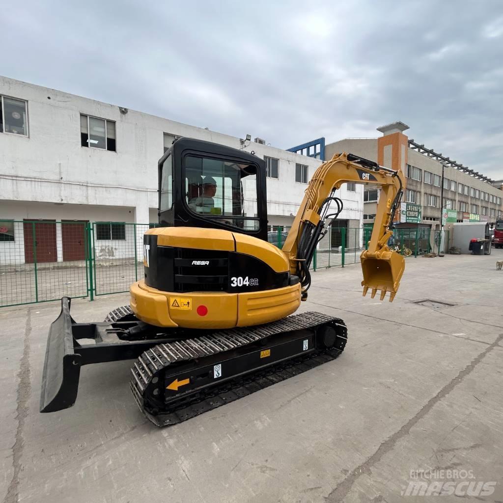 CAT 304 Pelle sur chenilles