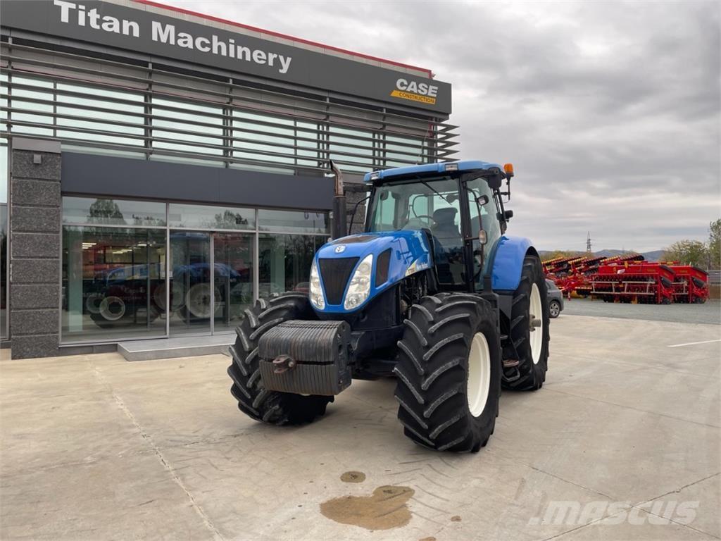 New Holland T7050 Tracteur
