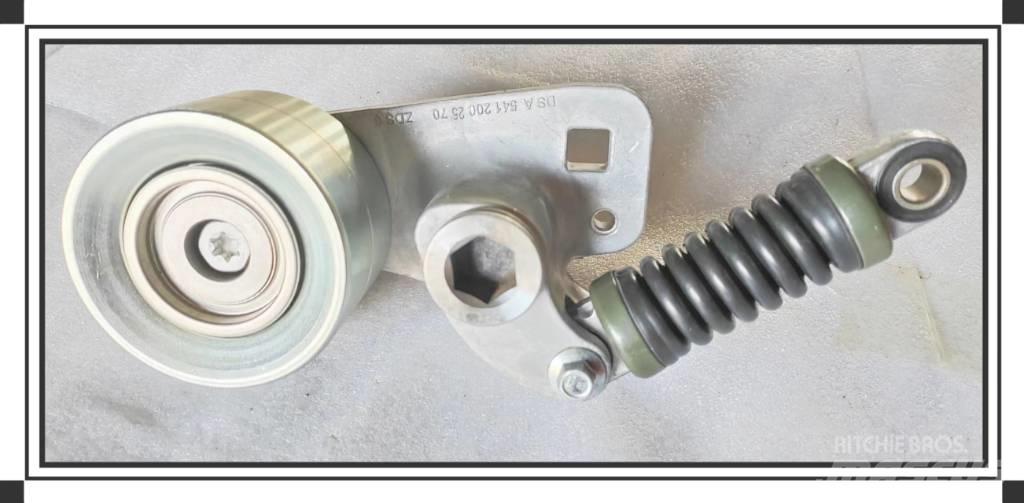 CLAAS Belt tensioner Moteur