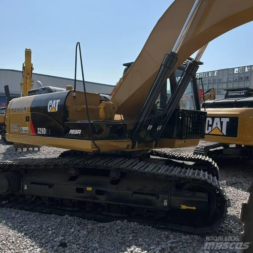 CAT 329 D 2L Pelle sur chenilles