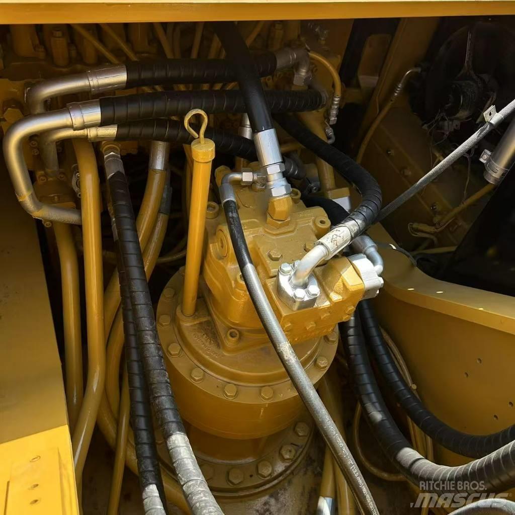 CAT 329 D 2L Pelle sur chenilles