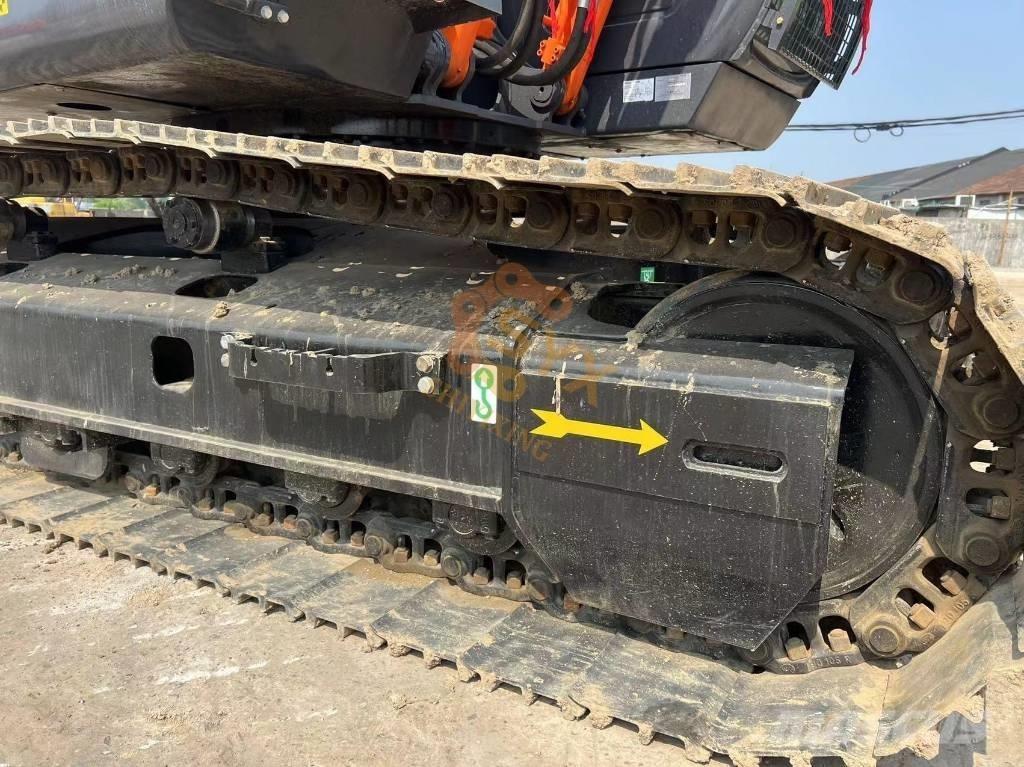 Hitachi EX 200 LC Pelle sur chenilles