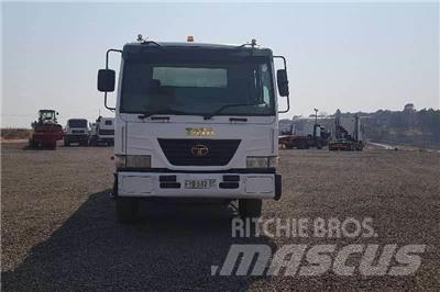 Tata Novus 3434 Autre camion