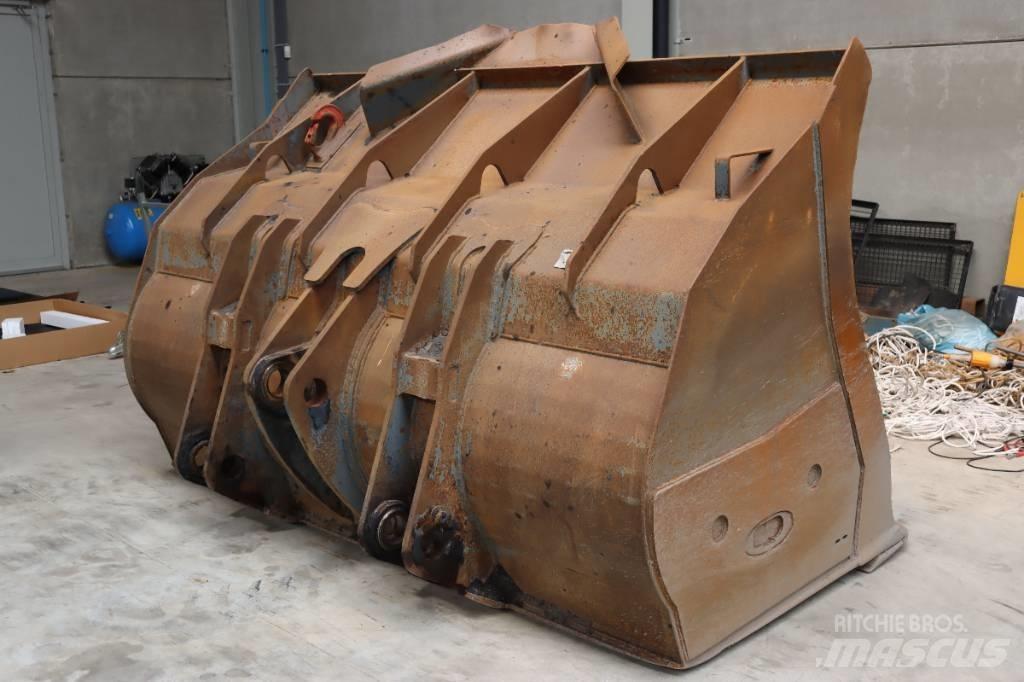 Komatsu WA470 Godet