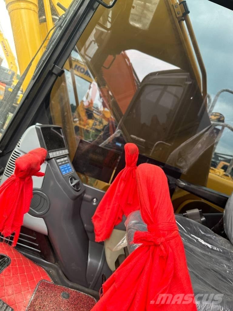 Komatsu PC 210-8 Pelle sur chenilles