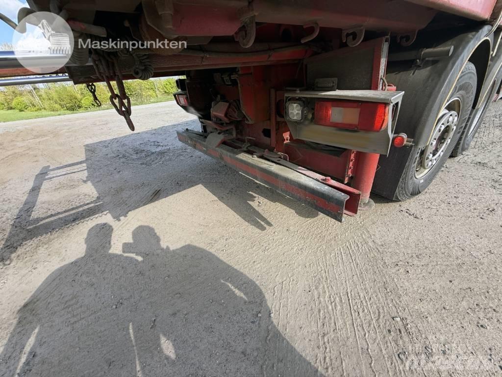 Volvo FM 460 Camion plateau ridelle avec grue
