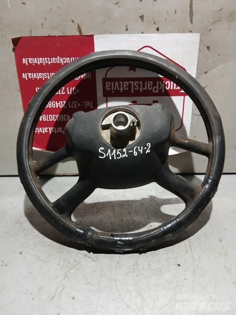 Scania R 440   1327026 Cabines