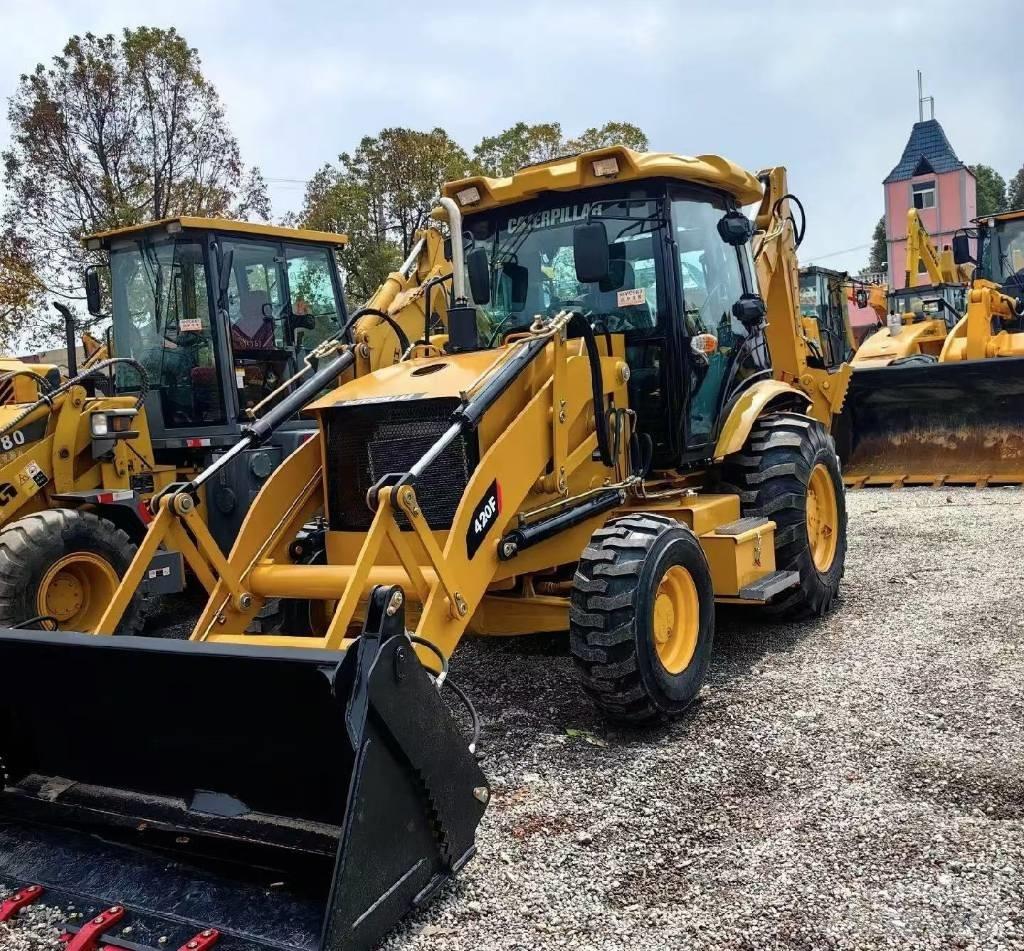 CAT 420 F Tractopelle