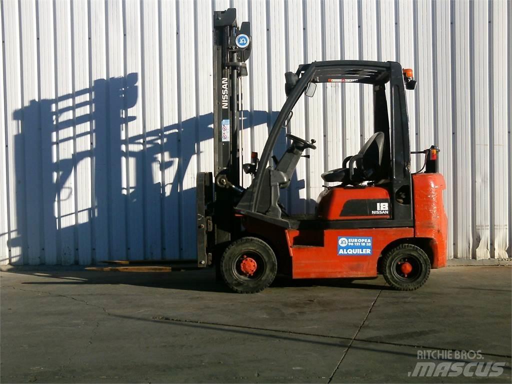 Nissan FD01A18Q Chariots diesel
