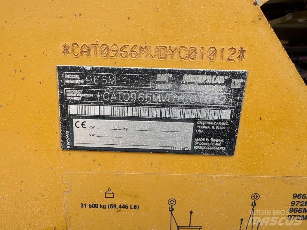 CAT 966M Chargeuse sur pneus