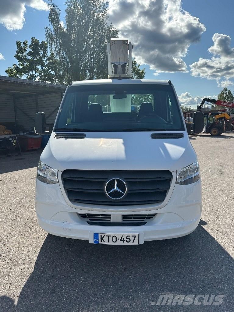 Dinolift 230VT Camion nacelle