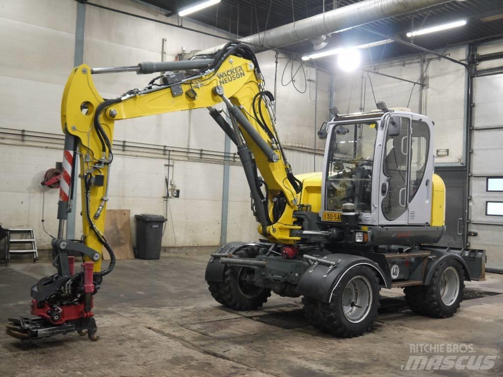 Wacker Neuson EW 100 Pelle sur pneus