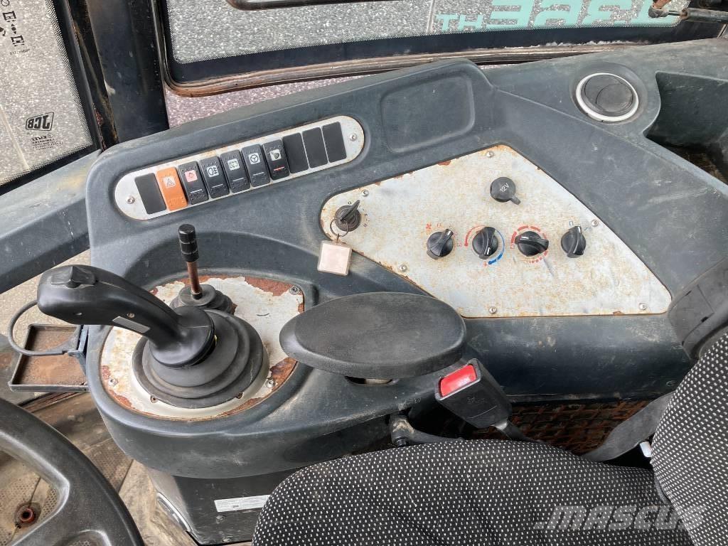 JCB 436 Chargeuse sur pneus